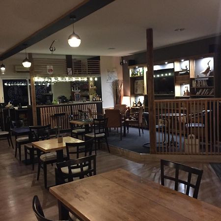 Hotel Les Lodges D'Eauze Bagian luar foto