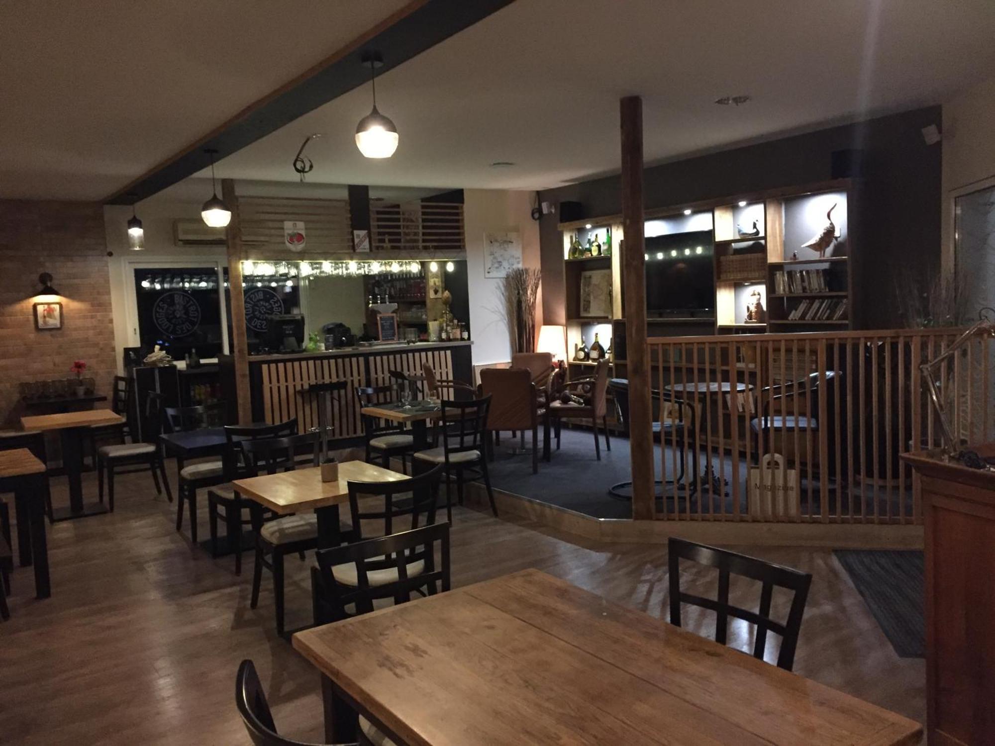 Hotel Les Lodges D'Eauze Bagian luar foto